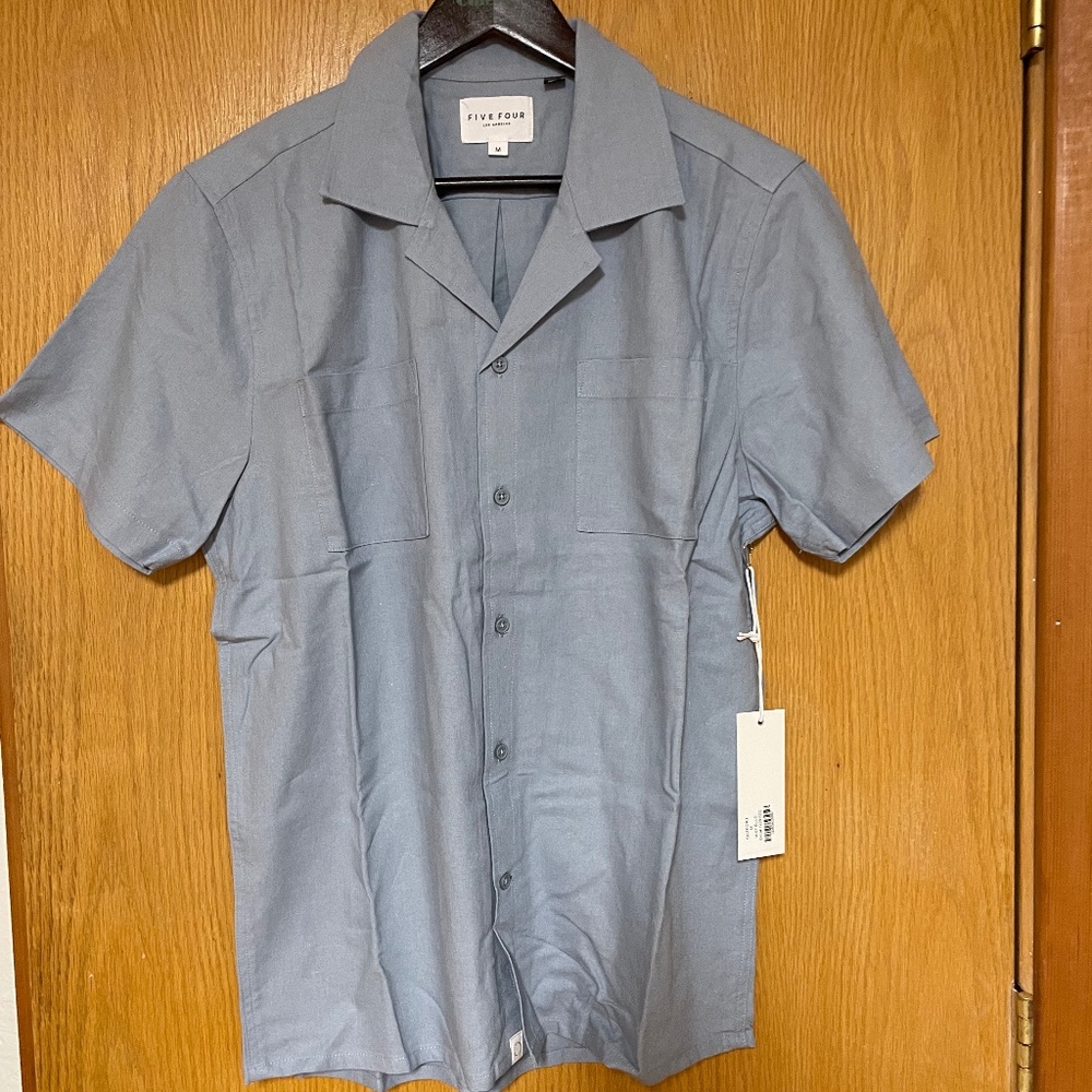 Collared Button Down Short Sleeve Shirt